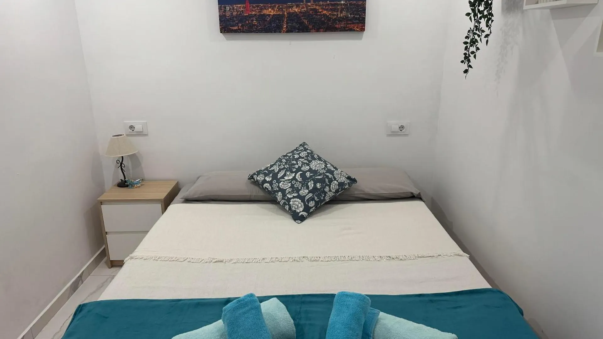 Heart Of Los Cristianos Modern Apartment Close To The Sea In Tenerife
